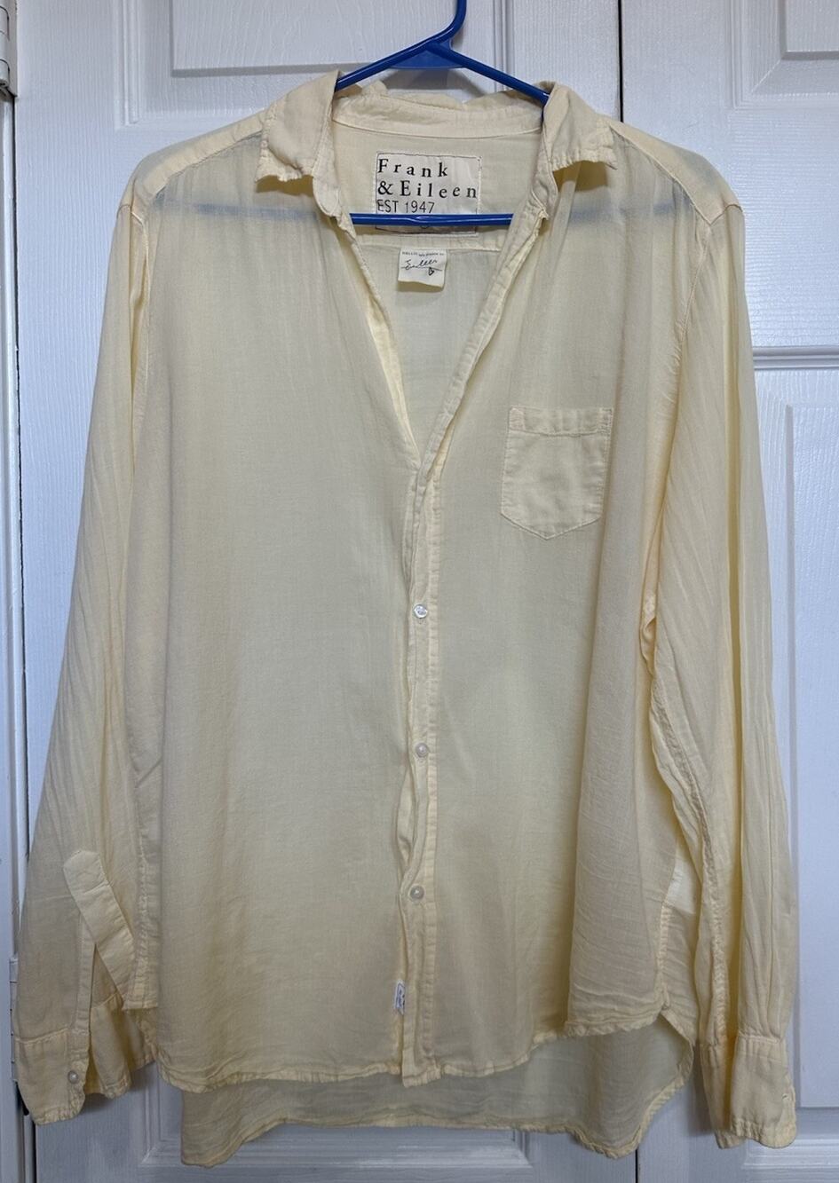 $258 FRANK & EILEEN size XL Eileen Relaxed Button Up Shirt Yellow Poplin Cotton